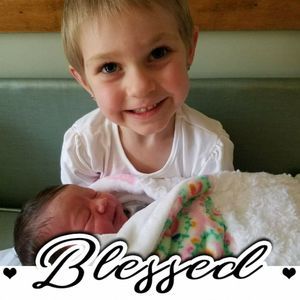 Meet your Posher, Elizabeth-sean